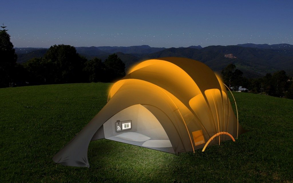 Orange Solar Tent gadgets con paneles solares