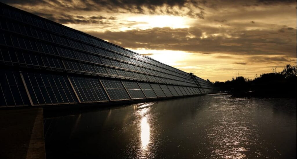 paneles solares tiempo