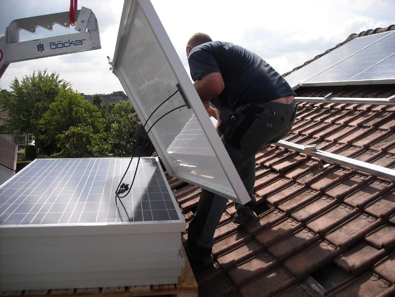 Nueva era de paneles solares resistentes