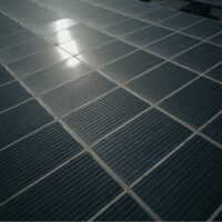 paneles fotovoltaicos en días nublados