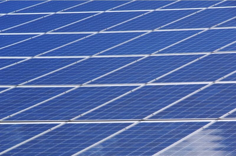 Paneles solares energía limpia